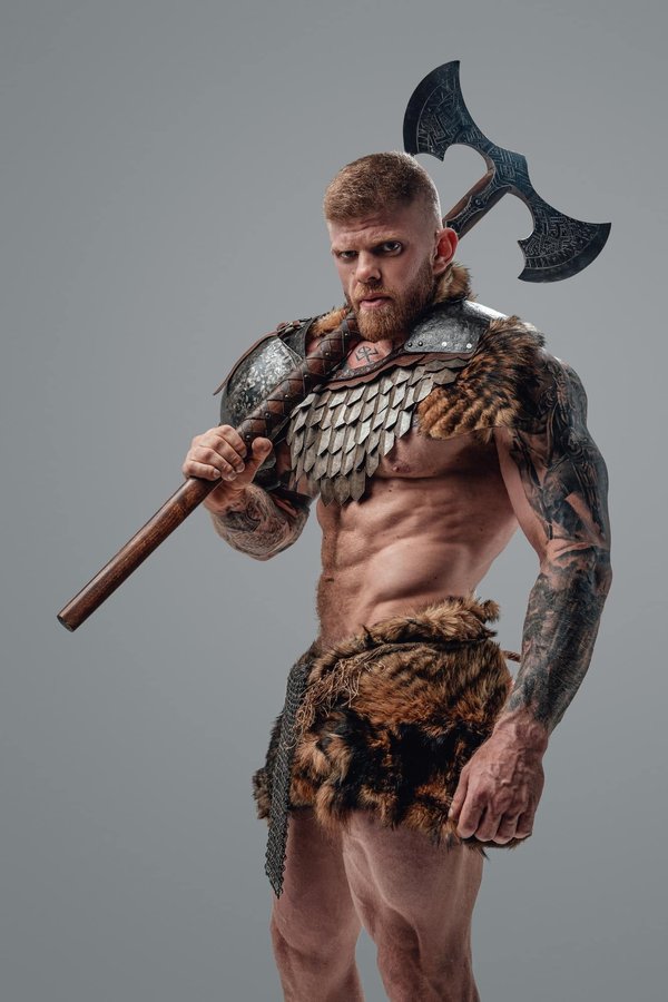 L'éphémère puissant : comment les tatouages temporaires viking qui captivent le regard sans engagement permanent